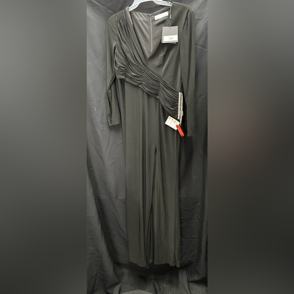 Ieena for Mac Duggal 26686 NWT Jersey Long Sleeve Asymmetrical Ruched Gown - Picture 4 of 8